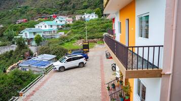 Deluxe Double Room, Balcony, Mountain View | Mountain view