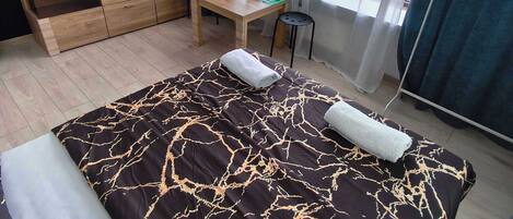 ベーシック ルーム | デスク、ノートパソコン用作業スペース、防音設備、WiFi (無料)