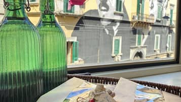 Quarto clássico, vista para a cidade | Vista do quarto
