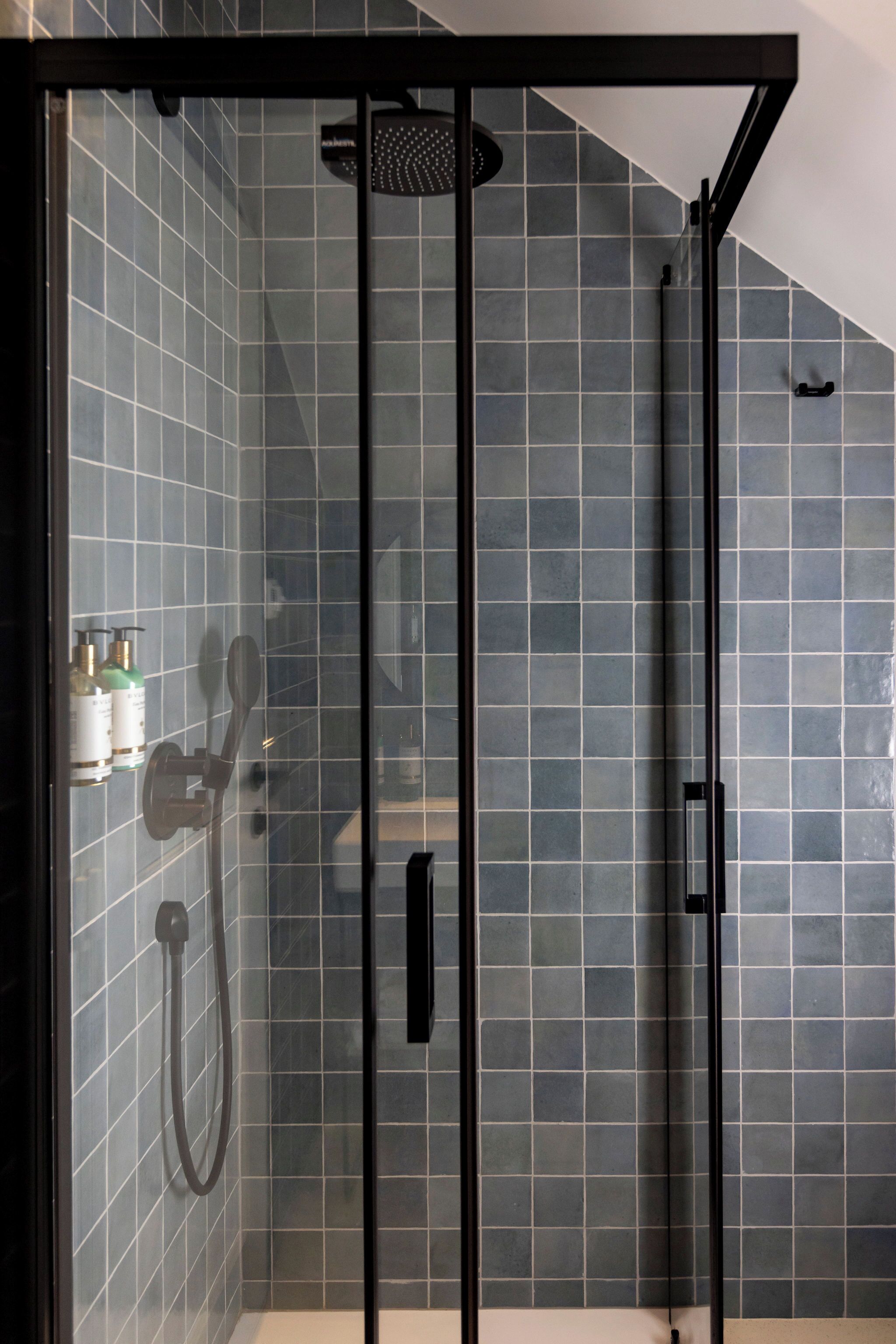 Attic Deluxe Room | Kylpyhuone