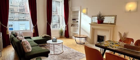 スマートテレビ、暖炉