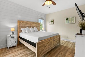 4 bedrooms, WiFi, bed sheets - Retreat at 30A - Santa Rosa Beach (Santa Rosa Beach)