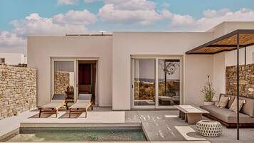 Balance Private Pool Villa | VÀrdeförvaringsskÄp pÄ rummet och gratis wi-fi