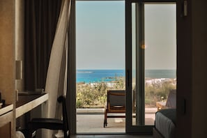 Essence Private Pool Suite | Beach/ocean view