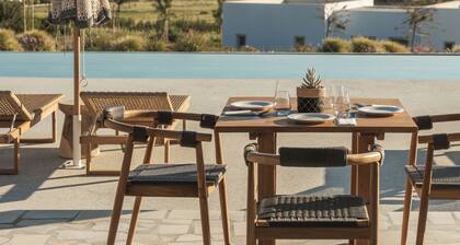 Ovea Paros