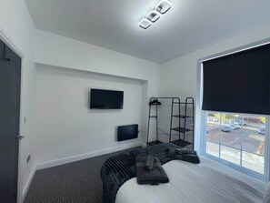 Bügeleisen/Bügelbrett, WLAN, Bettwäsche