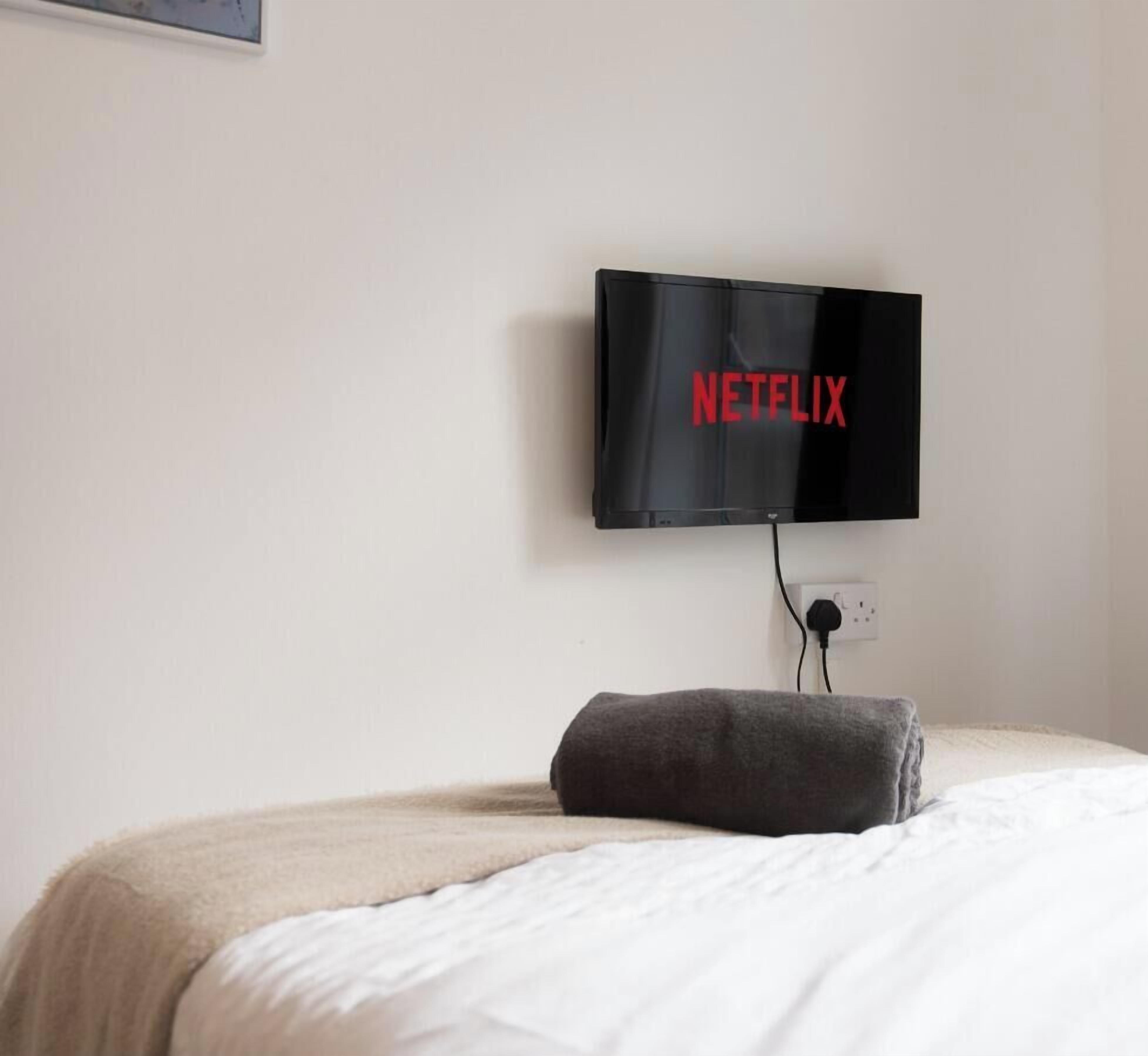 5 bedrooms, Internet, bed sheets