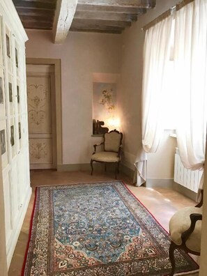 Junior Suite, City View