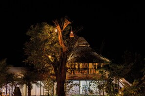 Exterior - ELIVAAS prive Tapovana Zarae with Garden (Gauribidanur)