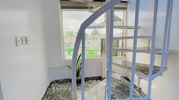 Apartament de luxe, balcó, vistes a la ciutat | Interior