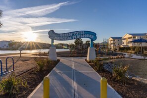 Children’s area - The Lemon Twist at Carolina Beach (Carolina Beach)