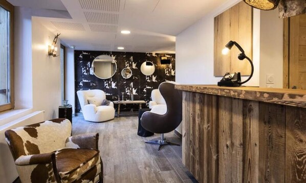 Lobby - Apartment in Mont de Lans With Ski Access (Les Deux Alpes)