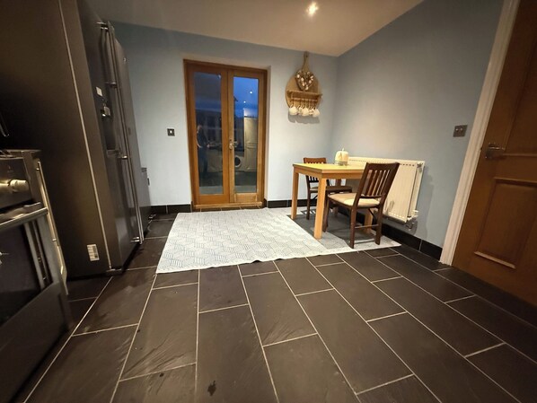 Room, 1 Bedroom, Fireplace