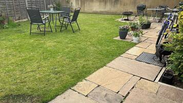 Room, 1 Bedroom | Outdoor dining