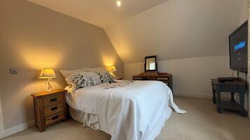 Room, 1 Bedroom | Room amenity