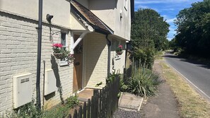 Shared Dormitory, 1 Bedroom, Fireplace, Garden View