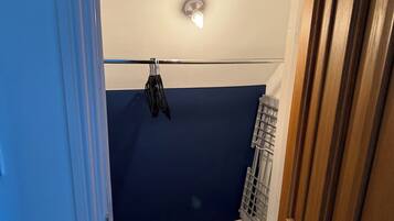 Shared Dormitory, 1 Bedroom | Interior