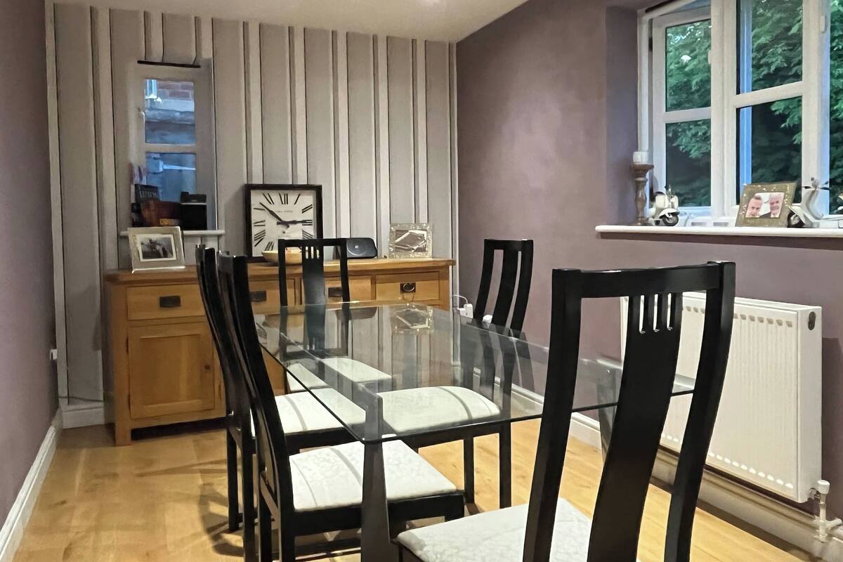 Gemeinsamer Schlafsaal, 1 Schlafzimmer | Esszimmer