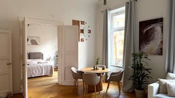 1 bedroom, WiFi, bed sheets