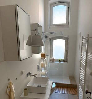 Unclassified image, 5 of 10, button - Apartment Stella – Elegant Historic Apartment in the City Center (Kassel)