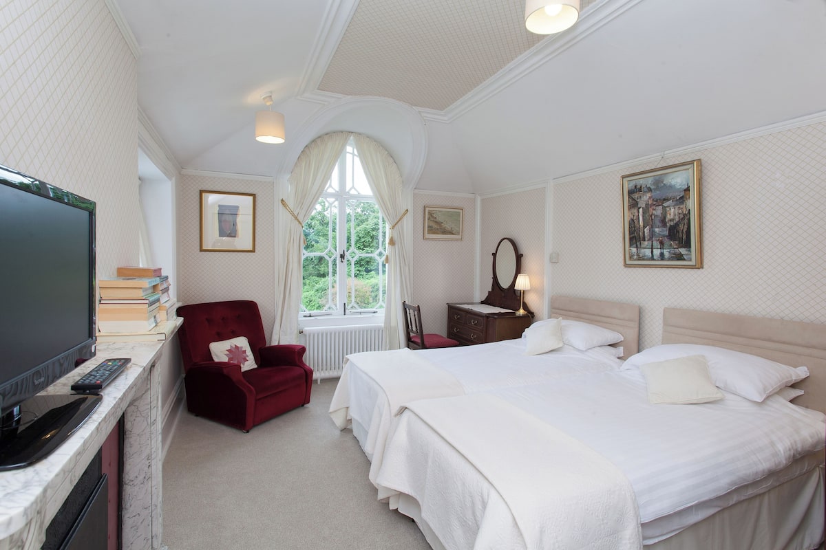 雙人或雙床房, 花園景觀 | 熨斗/熨衣板、免費無線上網