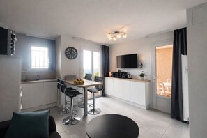 Interior - Les Terrasses Azur - Sea view, Swimming pool & Tennis court (Roquebrune-sur-Argens)