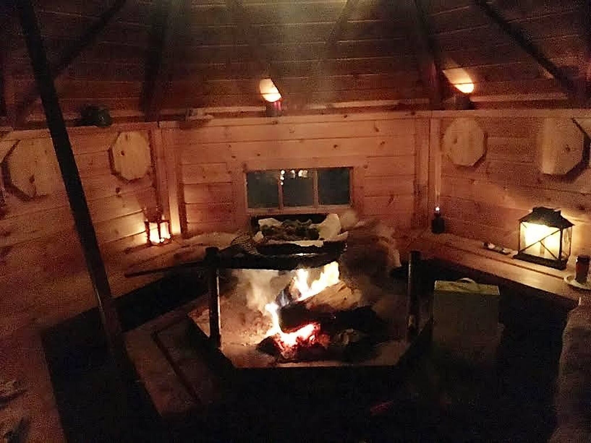 Cabin, 2 Bedrooms, Balcony, Garden View | Interior