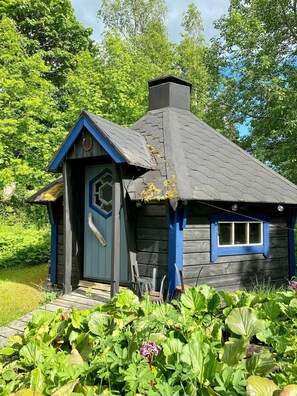 Cabana, 2 quartos, sacada, vista para o jardim | Fachada