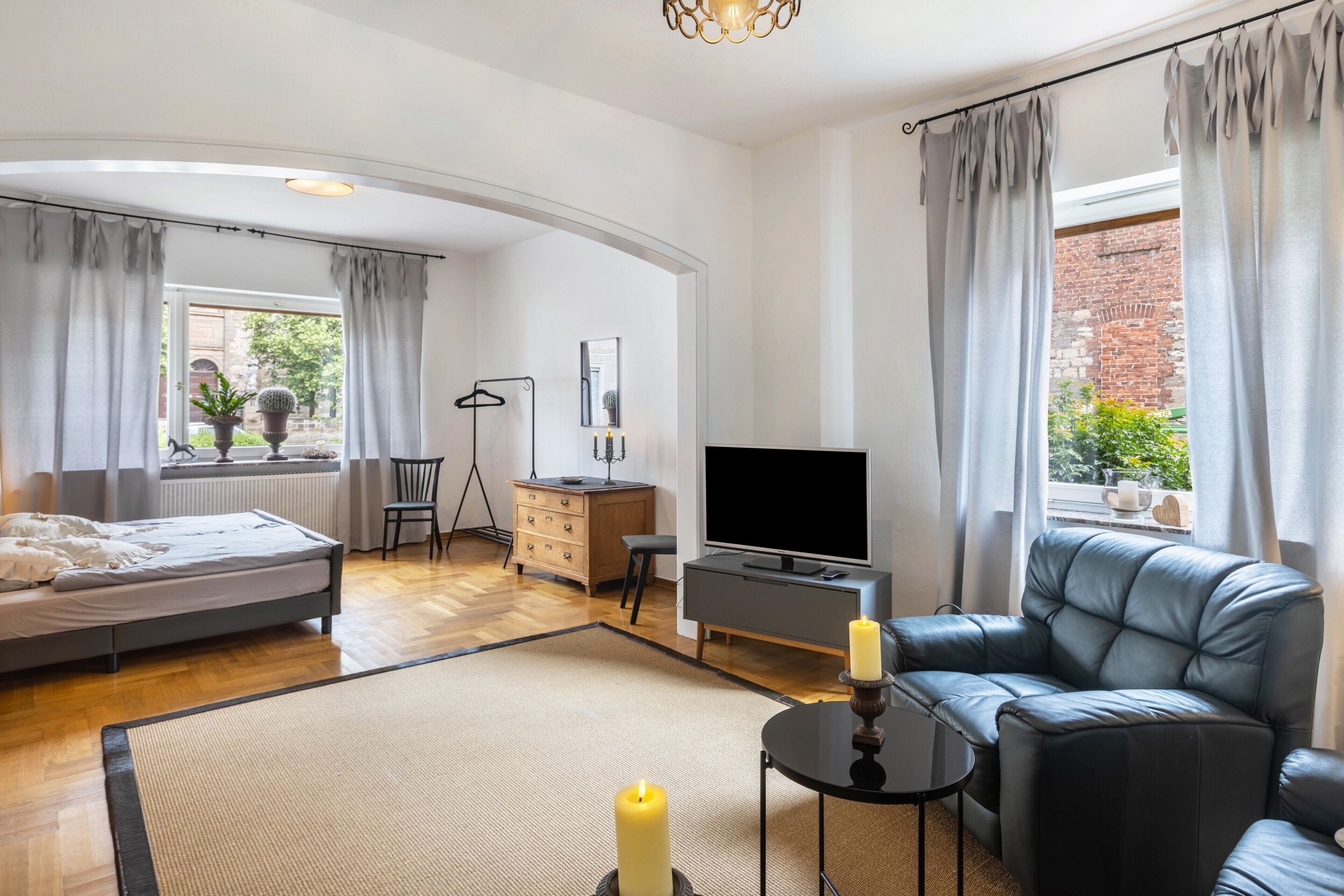 2 chambres, fer et planche à repasser, Wi-Fi, draps fournis