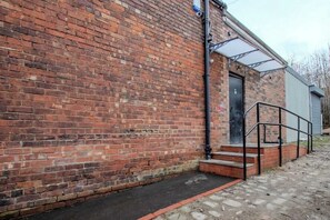 Exterior detail - Luxury 5-Bedroom House in Manchester City Centre (Greater Manchester)