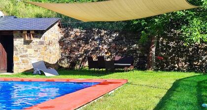 Maison de campagne « Ribera Del Cantero » avec vue montagne, piscine privée et Wi-Fi