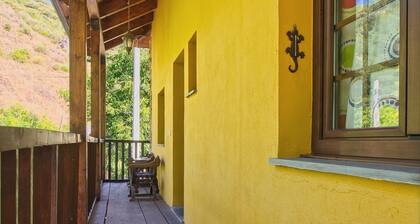Maison de campagne « Ribera Del Cantero » avec vue montagne, piscine privée et Wi-Fi