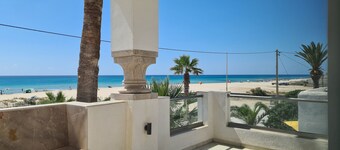 DAR EL NOUR | Villa pied dans l'eau | 130 m² | Rooftop avec vue exceptionnelle