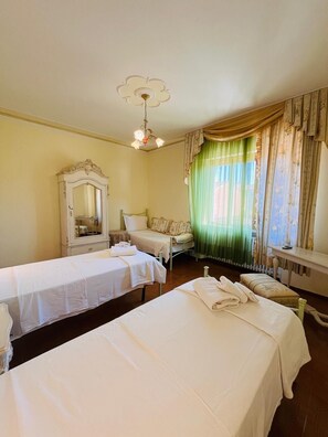 Spa - Entire apartment villa Melany near center with a beautiful terrace (Lucca)