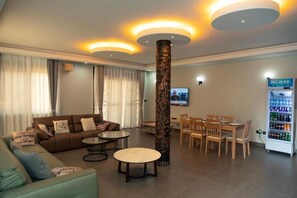 Unclassified image, 3 of 22, button - sumix hotel (Akright City)