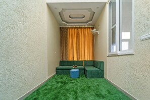 Gambar tidak terklasifikasi, 5 dari 57, tombol