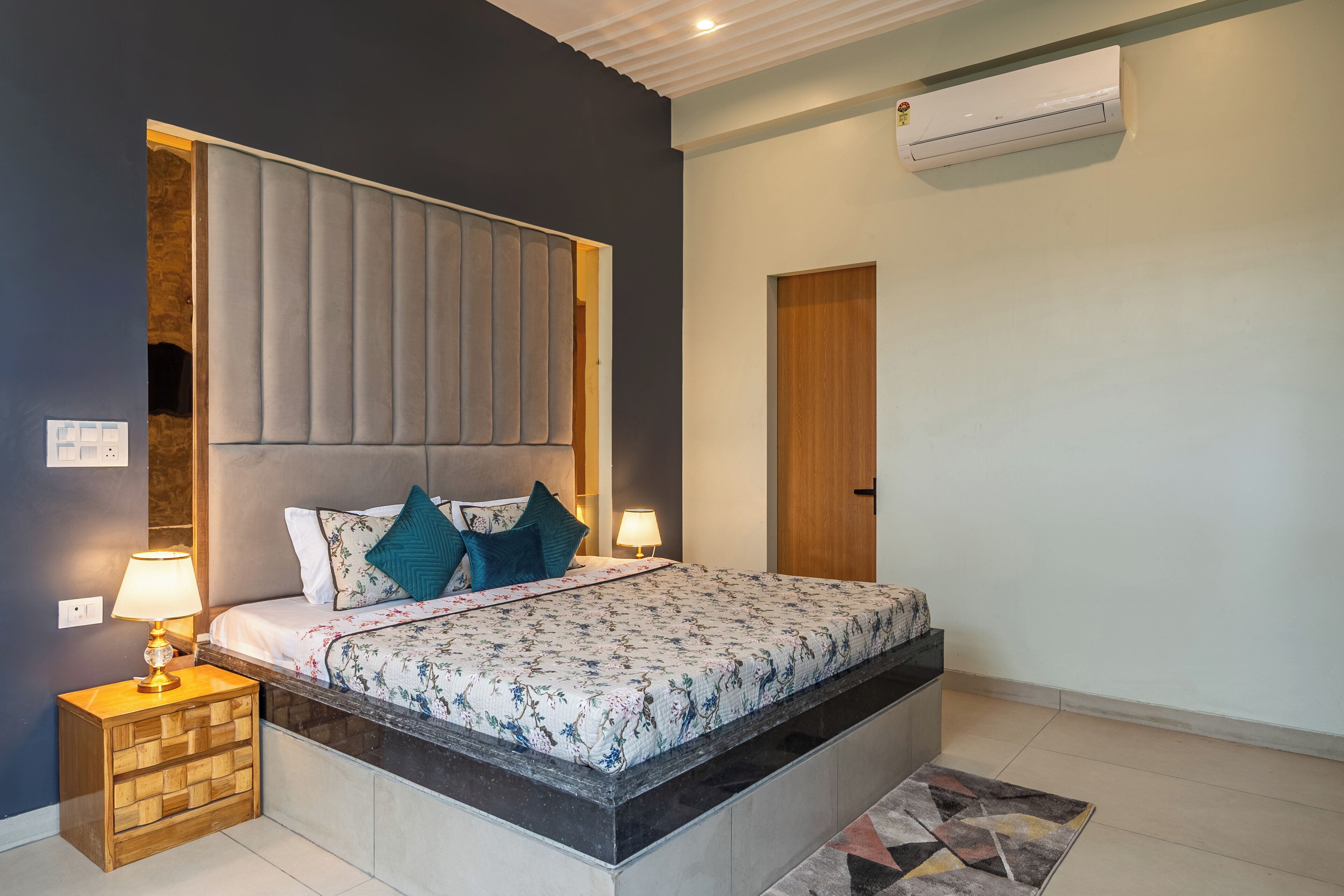 Tabla de planchar con plancha y wifi gratis 