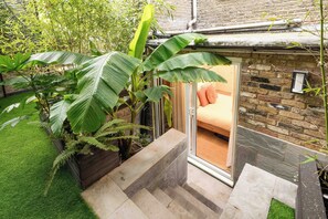 Property grounds - Kensington 2 Bed Flat + Zen Garden (London)