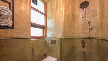 Shower, free toiletries, towels, soap