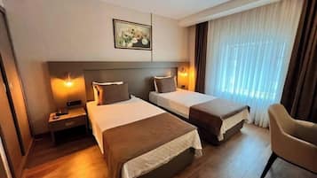 Family Double or Twin Room, City View