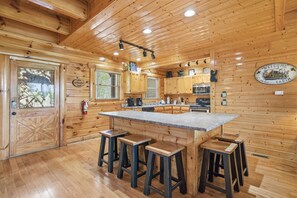 Fridge, microwave, oven, stovetop - A View To A Dream -Scenic Views/ Hot Tub + Near Dollywood (Sevierville)