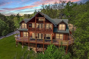 Exterior - A View To A Dream -Scenic Views/ Hot Tub + Near Dollywood (Sevierville)