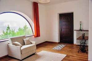 Nicht klassifiziertes Bild, 3 von 12, Schaltfläche