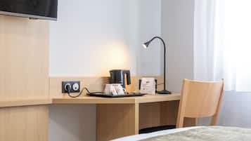 Coffres-forts dans les chambres, bureau, rideaux occultants