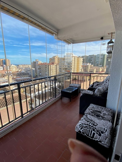 Live the dream in Fuengirola with sea views