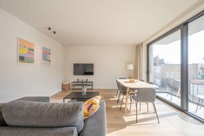 2 bedrooms, Internet - Levant Appartement 2 Slaapkamers 2 Badkamers Balkon Knokke-heist (Knokke-Heist)