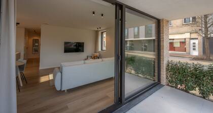 Mistral Modern Appartement in Knokke-heist met 2 Slaapkamers en Terras