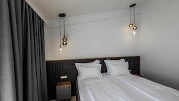 Habitación básica doble, balcón, vistas al mar