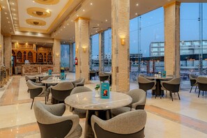 Dining - Rewaya Inn Resort (hurghada)