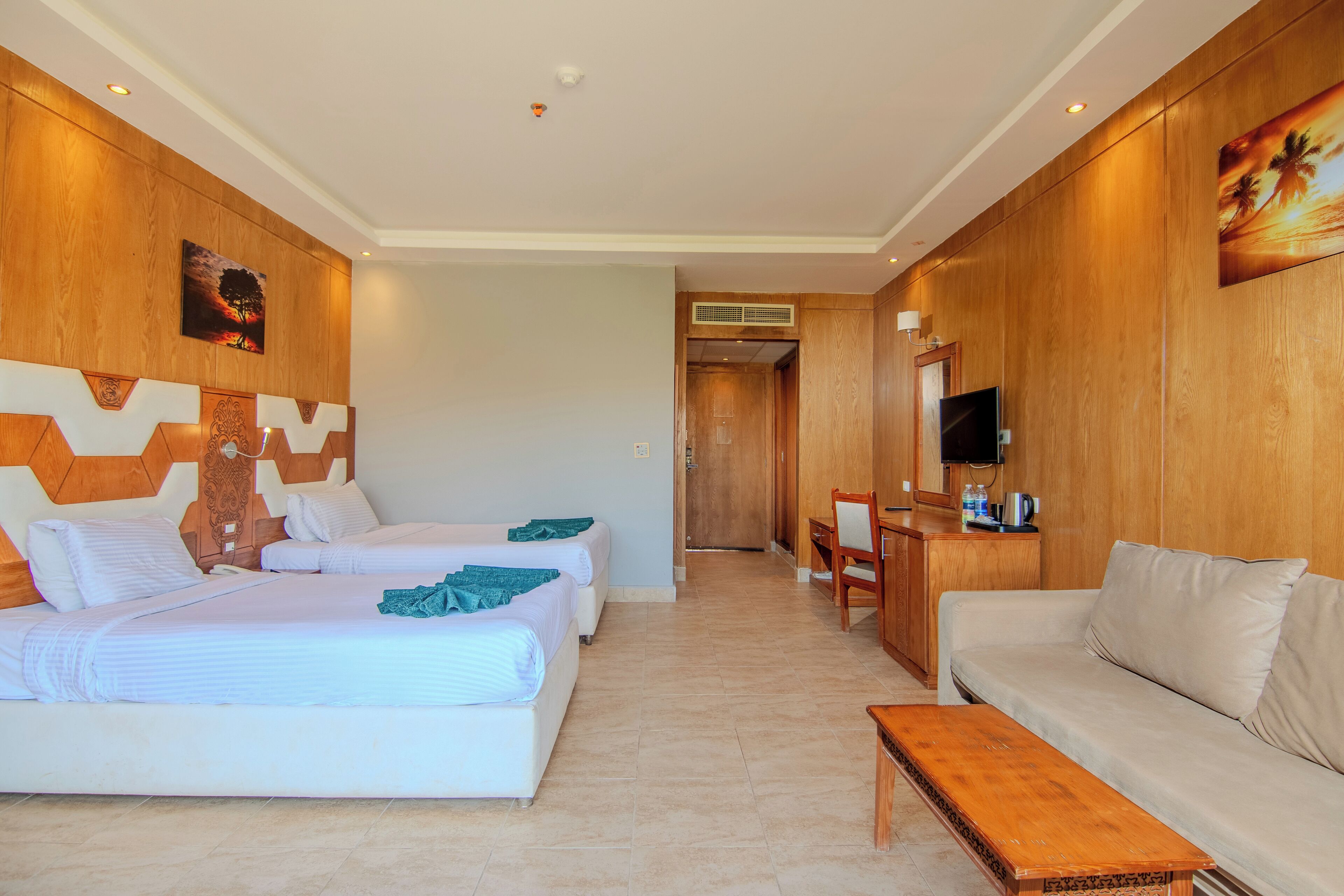 Standard Double or Twin Room, 1 Bedroom, Balcony, Sea View | In-room safe, desk, free WiFi